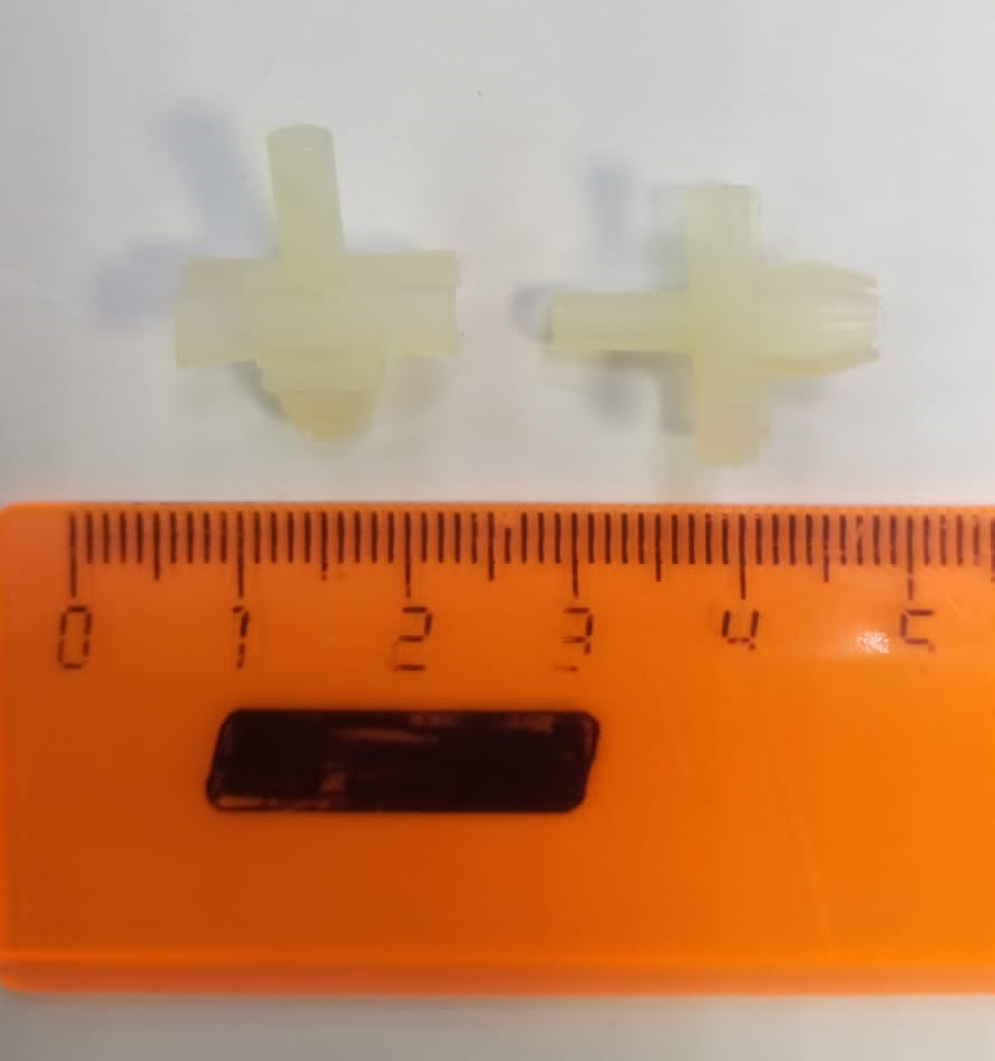 Клипса №215 Renault